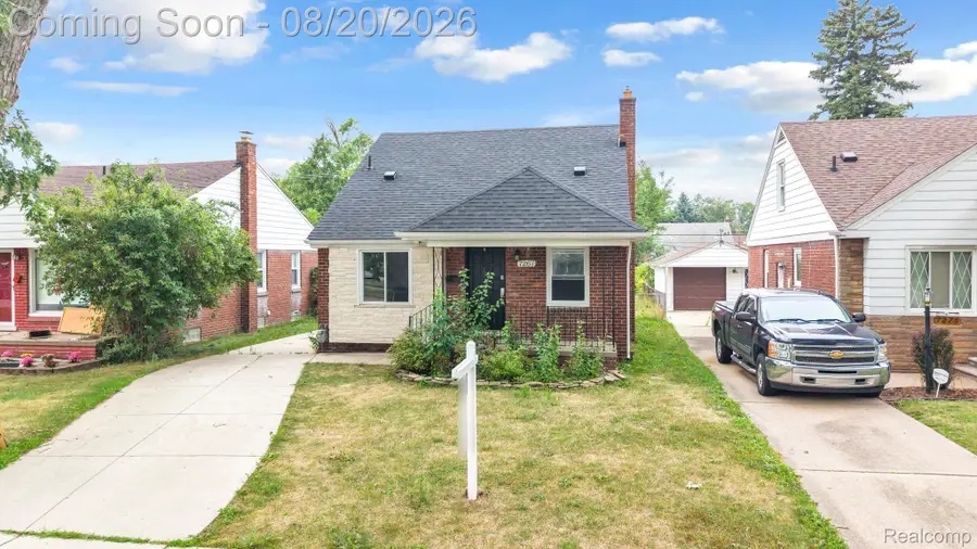 7267 Fenton Street, Dearborn Heights, MI 48127 - #3