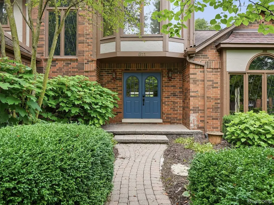 811 Snowmass Drive W, Rochester Hills, MI 48309 - #3