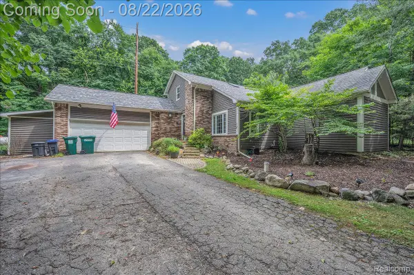 1075 Granger Road, Ortonville, MI 48462