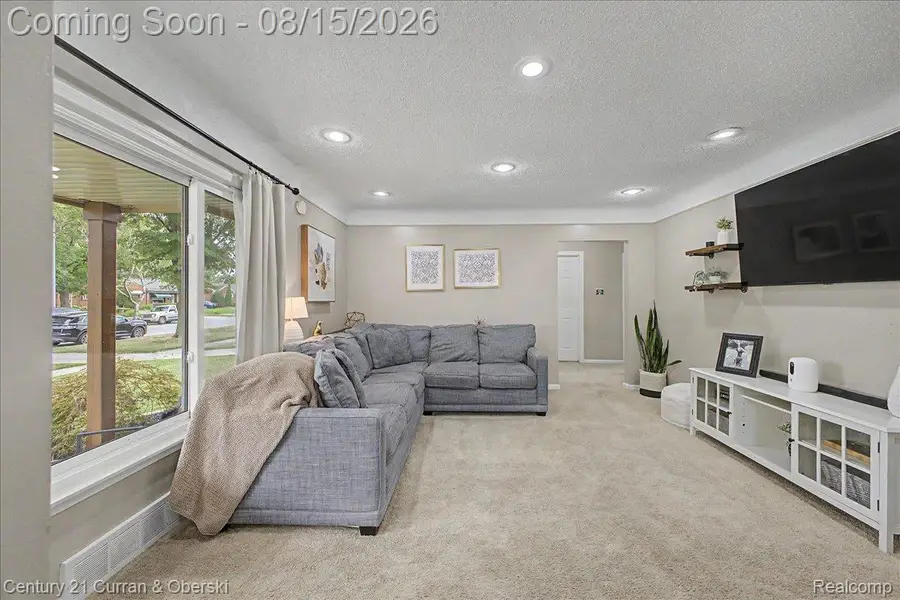 8949 Harrison Street, Livonia, MI 48150 - #3