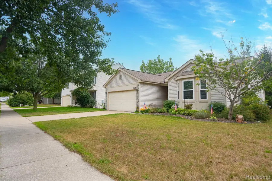 15177 Seeley Drive, Holly, MI 48442 - #3