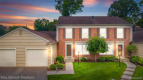 1157 Pine Ridge Court, RochesterHills, MI 48306