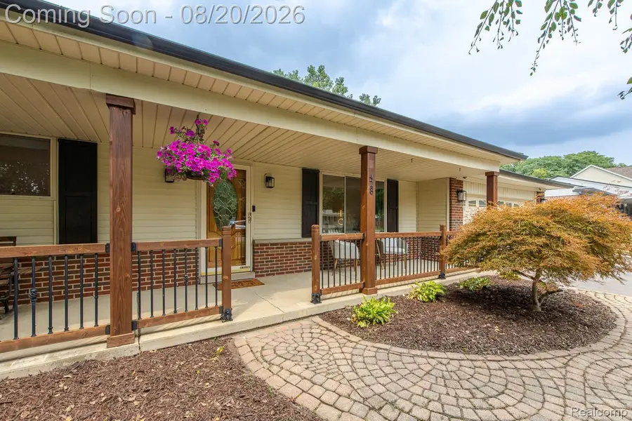 428 Carter Drive, Troy, MI 48098 - #3