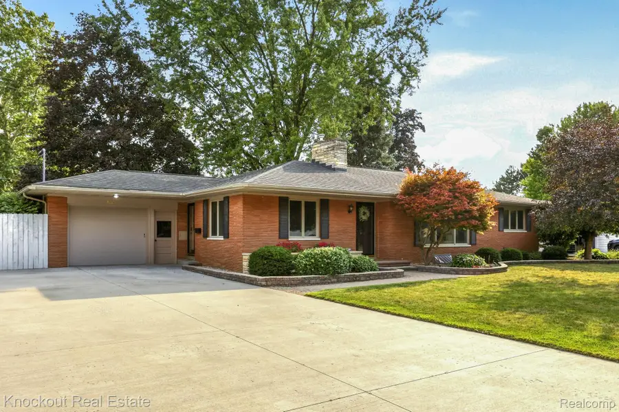 635 Heine Street, Frankenmuth, MI 48734 - #2
