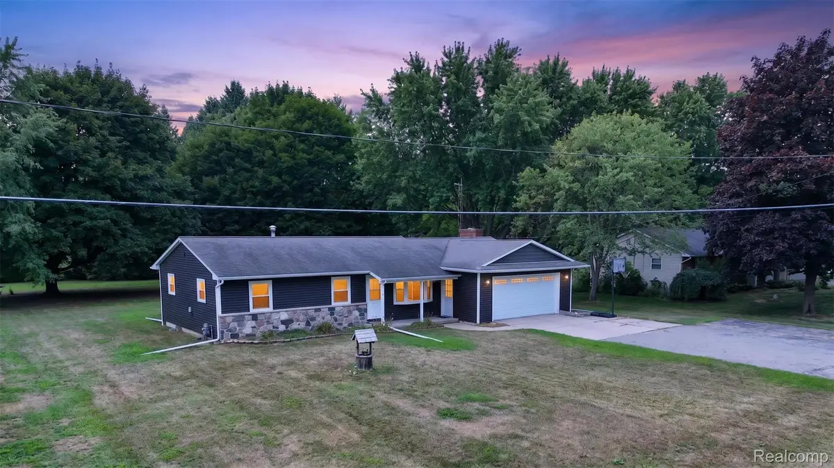 12327 N Jennings Road, Clio, MI 48420 - #1