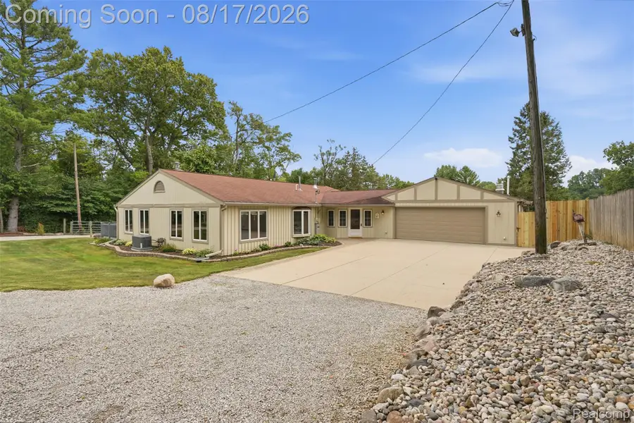 10286 7 Mile Road, Northville, MI 48167 - #2