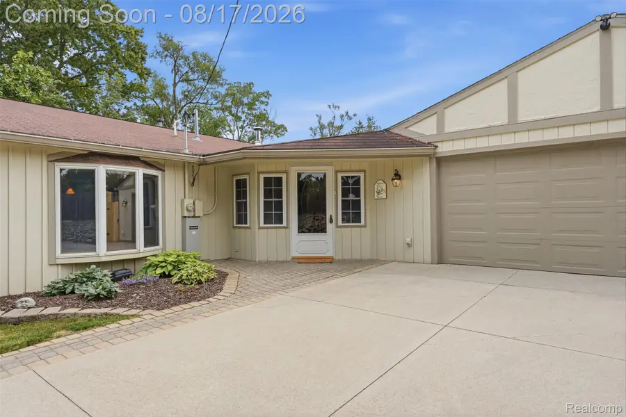 10286 7 Mile Road, Northville, MI 48167 - #3