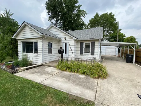 31050 Maplewood Street, Westland, MI 48185