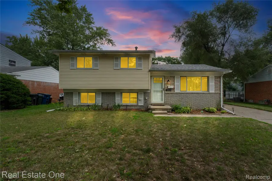 901 Judith Street, Westland, MI 48186 - #2