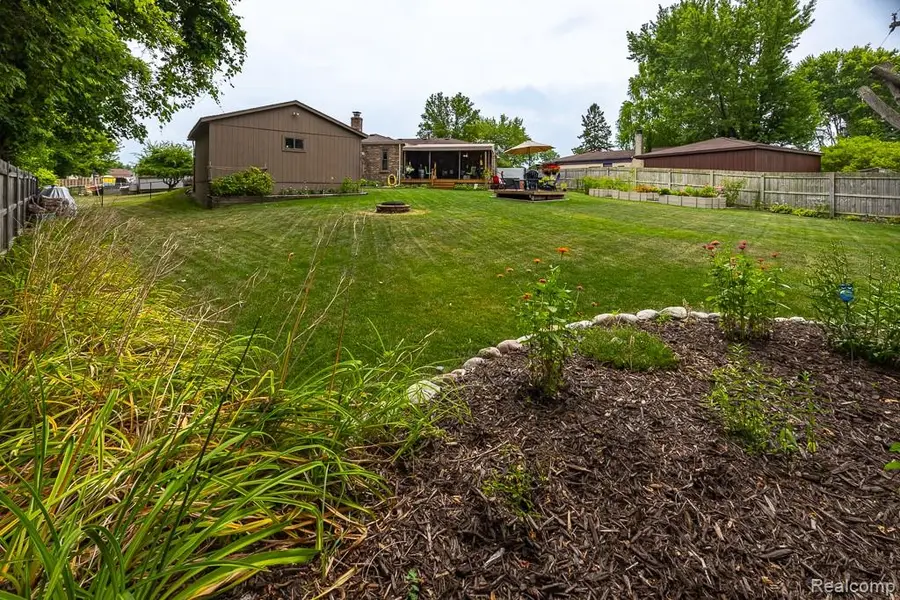 18233 Matthew Drive, Clinton Township, MI 48035 - #2