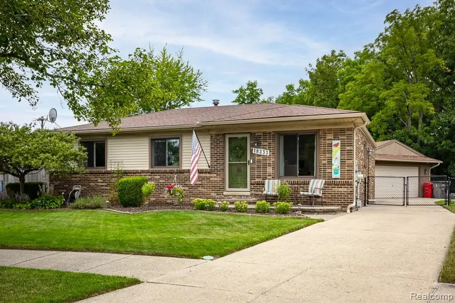 18233 Matthew Drive, Clinton Township, MI 48035 - #3