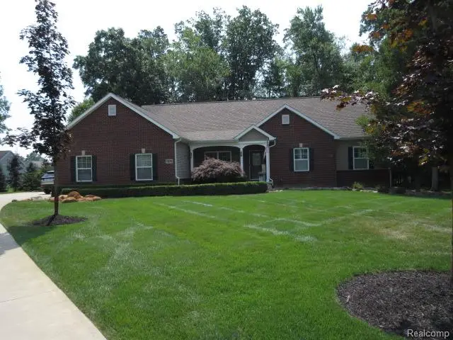7876 Donegal Court, Fenton, MI 48430 - #1