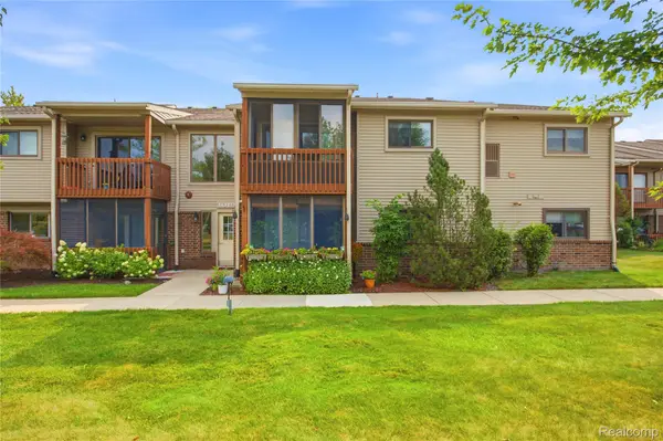 10193 Nancys Boulevard #76, GrosseIle, MI 48138