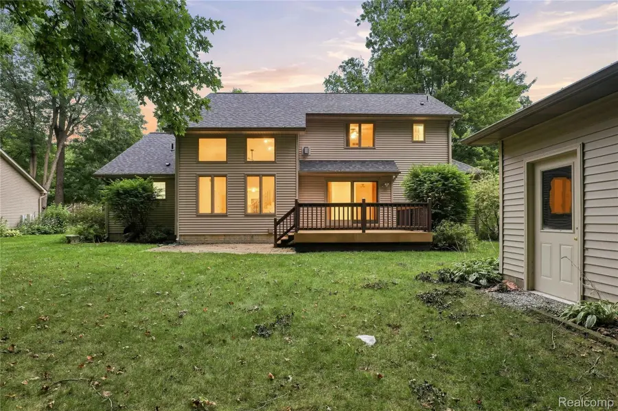 2318 Flagstone Drive, Flushing, MI 48433 - #3