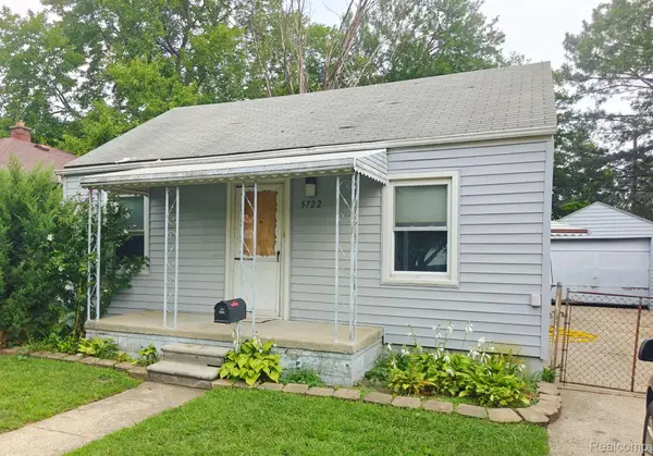 5722 N Silvery Lane, DearbornHeights, MI 48127