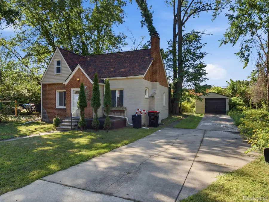 20609 Westhaven Avenue, Southfield, MI 48075 - #2