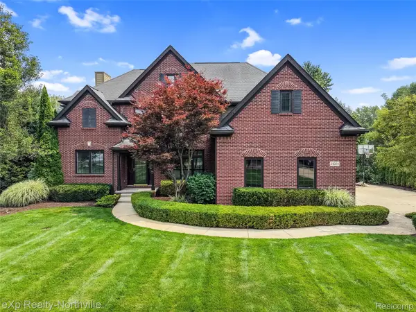 24364 Tara Drive, SouthLyon, MI 48178