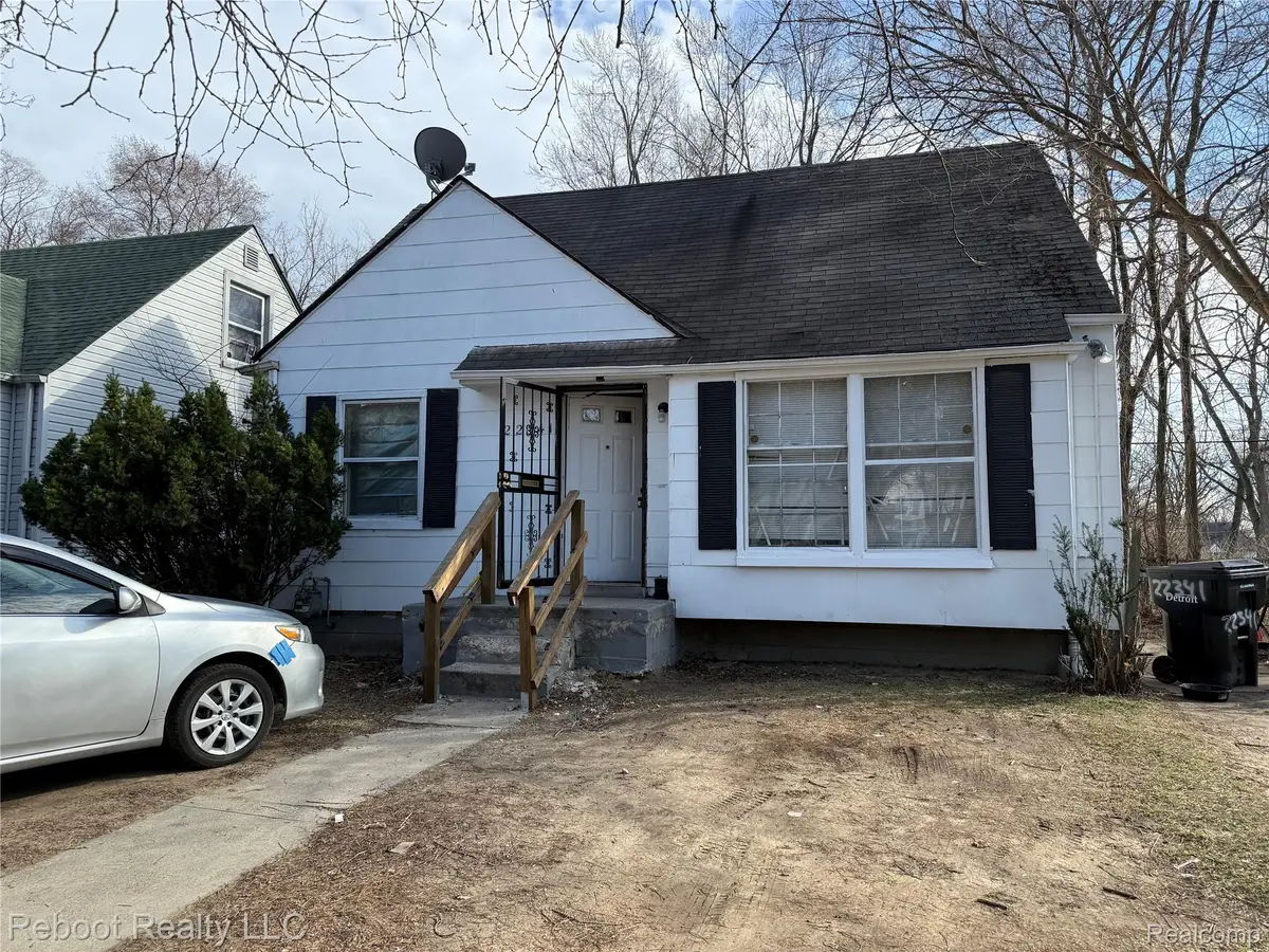 22341 Lyndon Street, Detroit, MI 48223 - #1