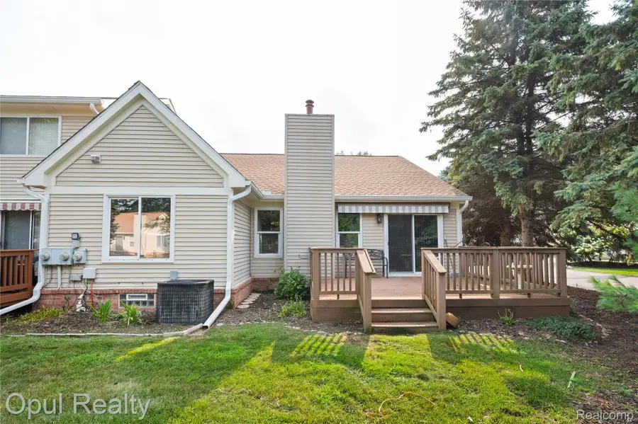 6351 Pembrook Drive, Westland, MI 48185 - #3