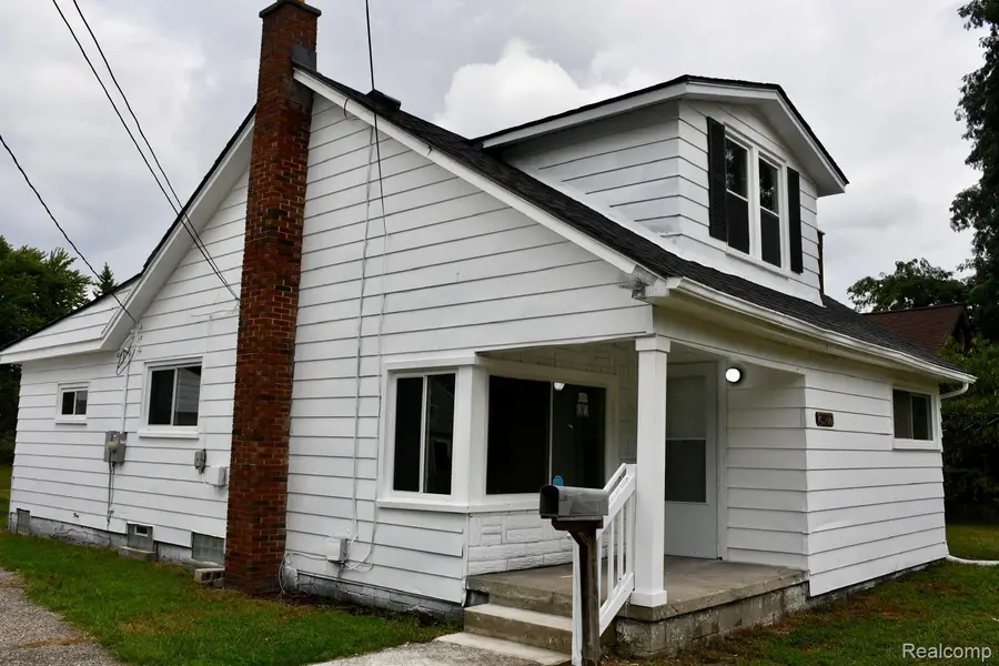 3927 Berkshire Avenue, Warren, MI 48091 - #2