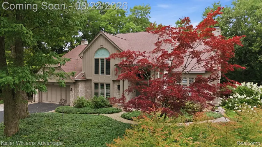 4979 Oak Hollow, West Bloomfield, MI 48323 - #2