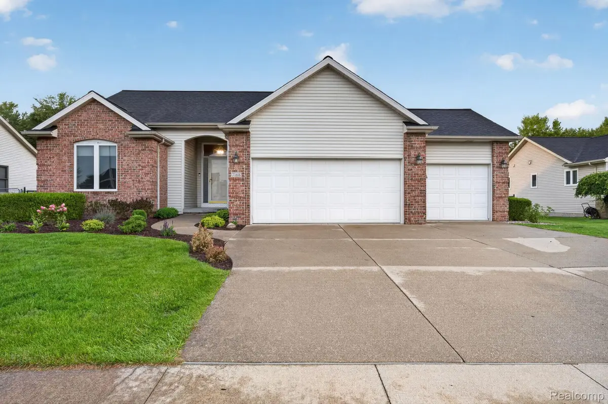 7168 Parkridge Parkway, Swartz Creek, MI 48473 - #1