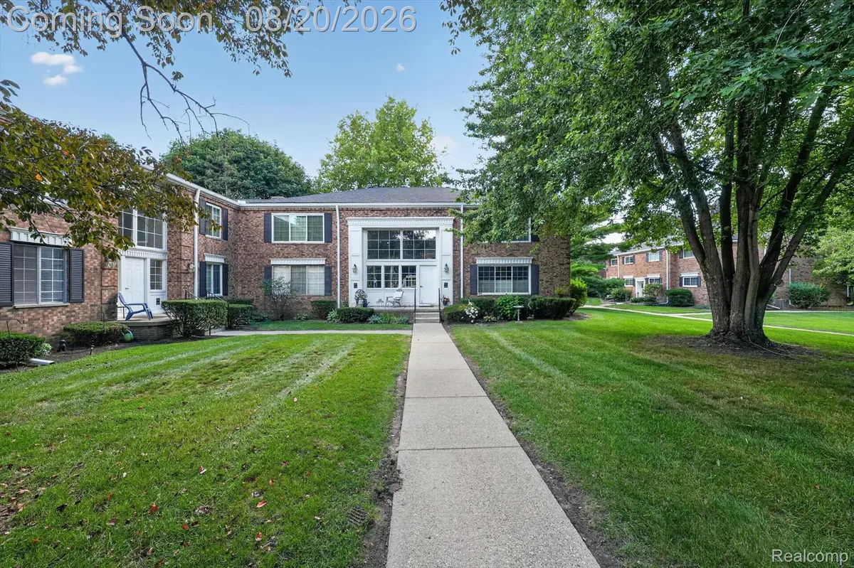629 E Fox Hills Drive #44, Bloomfield, MI 48304 - #1