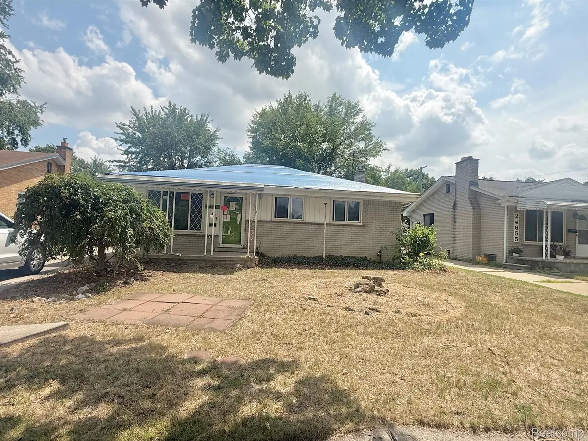 24645 Mcdonald Street, Dearborn Heights, MI 48125 - #1