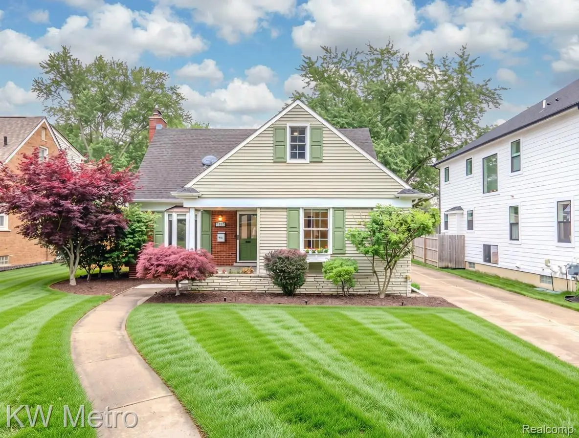 2120 Vinsetta Boulevard, Royal Oak, MI 48073 - #1