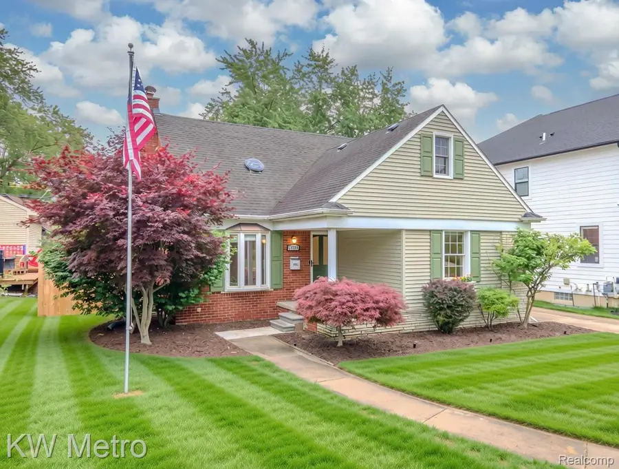 2120 Vinsetta Boulevard, Royal Oak, MI 48073 - #3