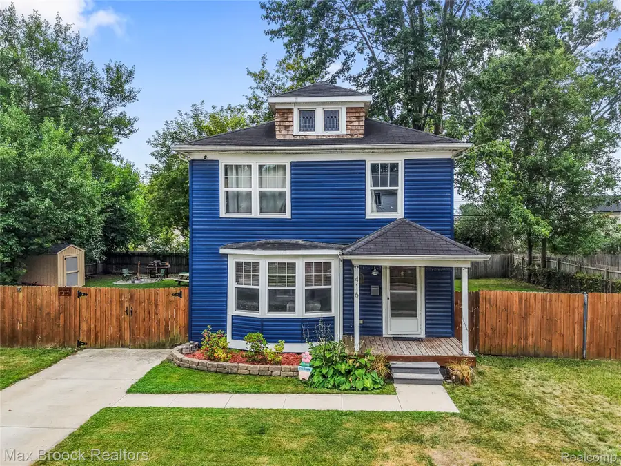 416 E George Avenue, Hazel Park, MI 48030 - #2