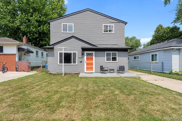 21708 Powers Avenue, DearbornHeights, MI 48125