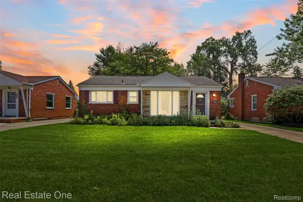 2601 Woodside Street, Dearborn, MI 48124