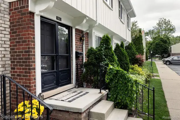 1863 Newporte, RoyalOak, MI 48073