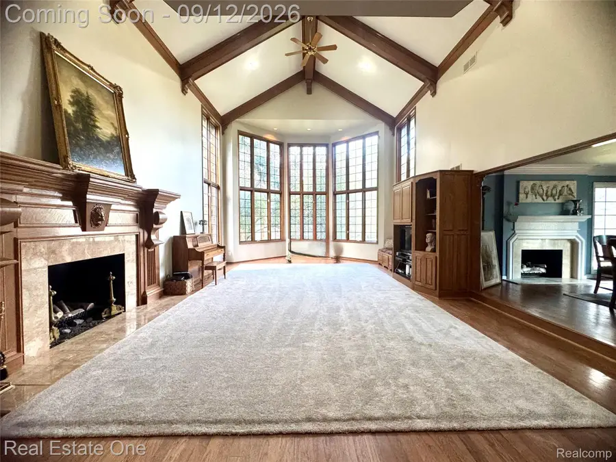 1982 Heritage Hill Court, Rochester Hills, MI 48306 - #2