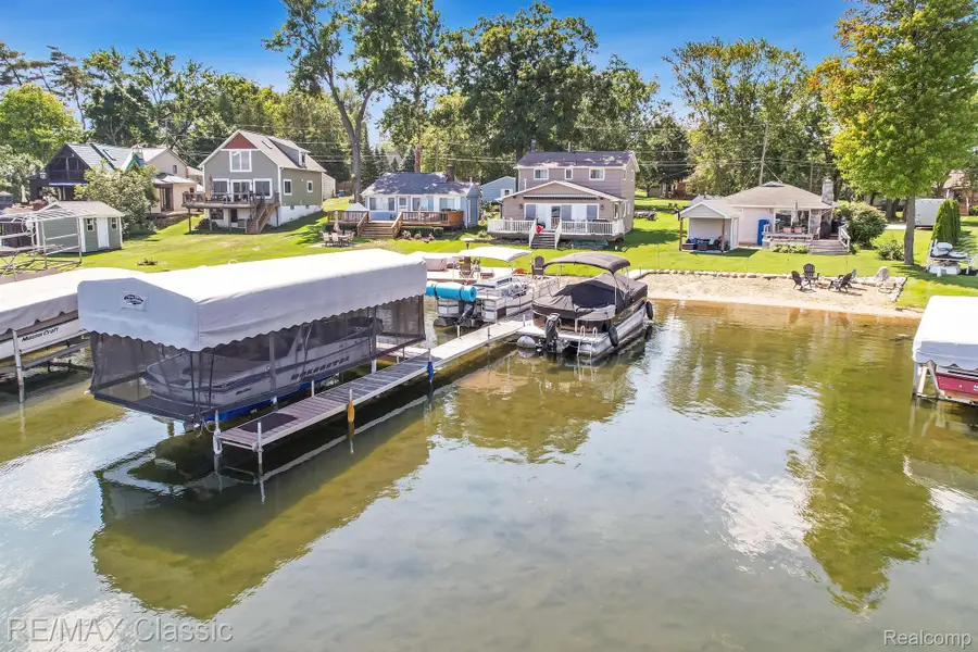 294 Lakeside Drive, White Lake, MI 48386 - #3