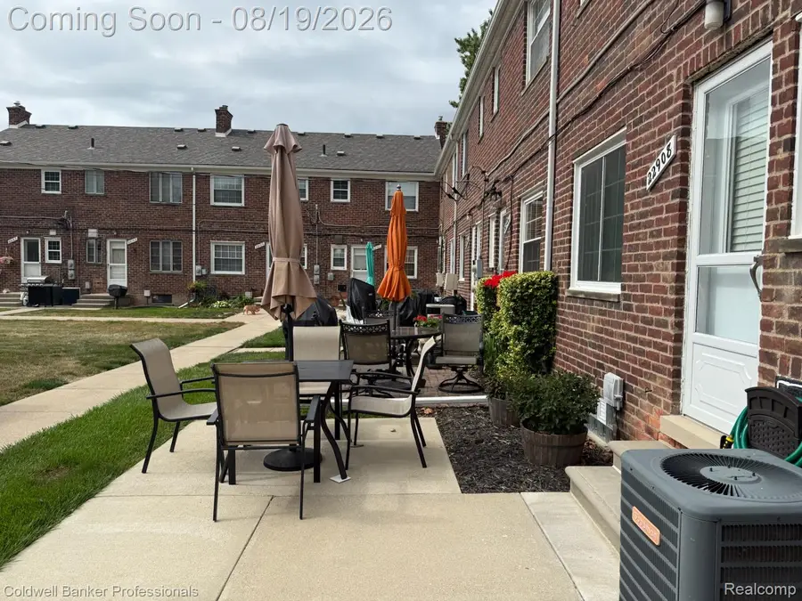 22910 Marter Road, Saint Clair Shores, MI 48080 - #2