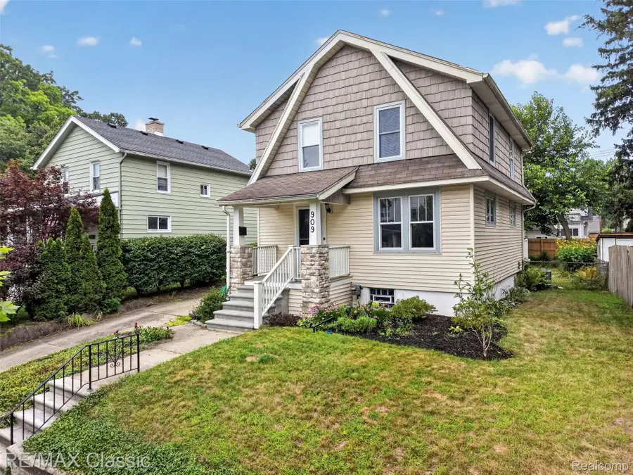 909 Fernwood Road, Royal Oak, MI 48067 - #2