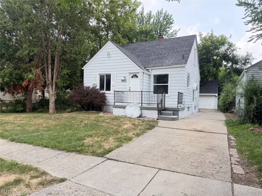 7203 Orchard Avenue, Warren, MI 48091 - #3