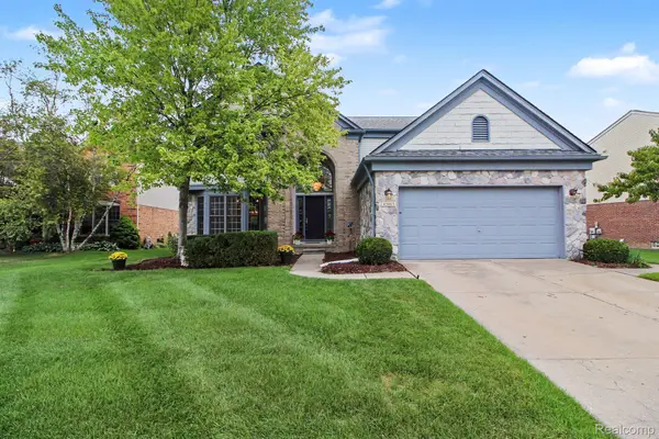 45063 Weymouth Drive, Canton, MI 48188
