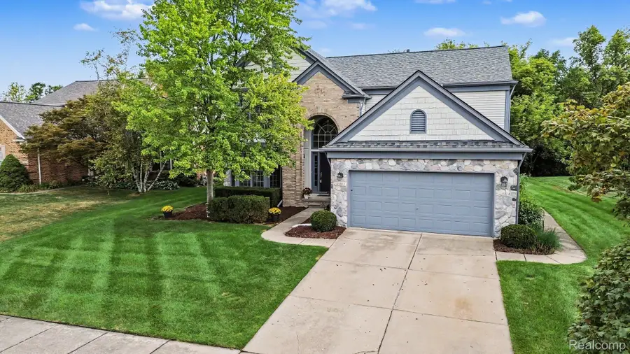 45063 Weymouth Drive, Canton, MI 48188 - #2