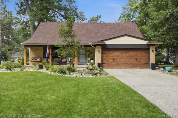 15761 Loveland Street, Livonia, MI 48154