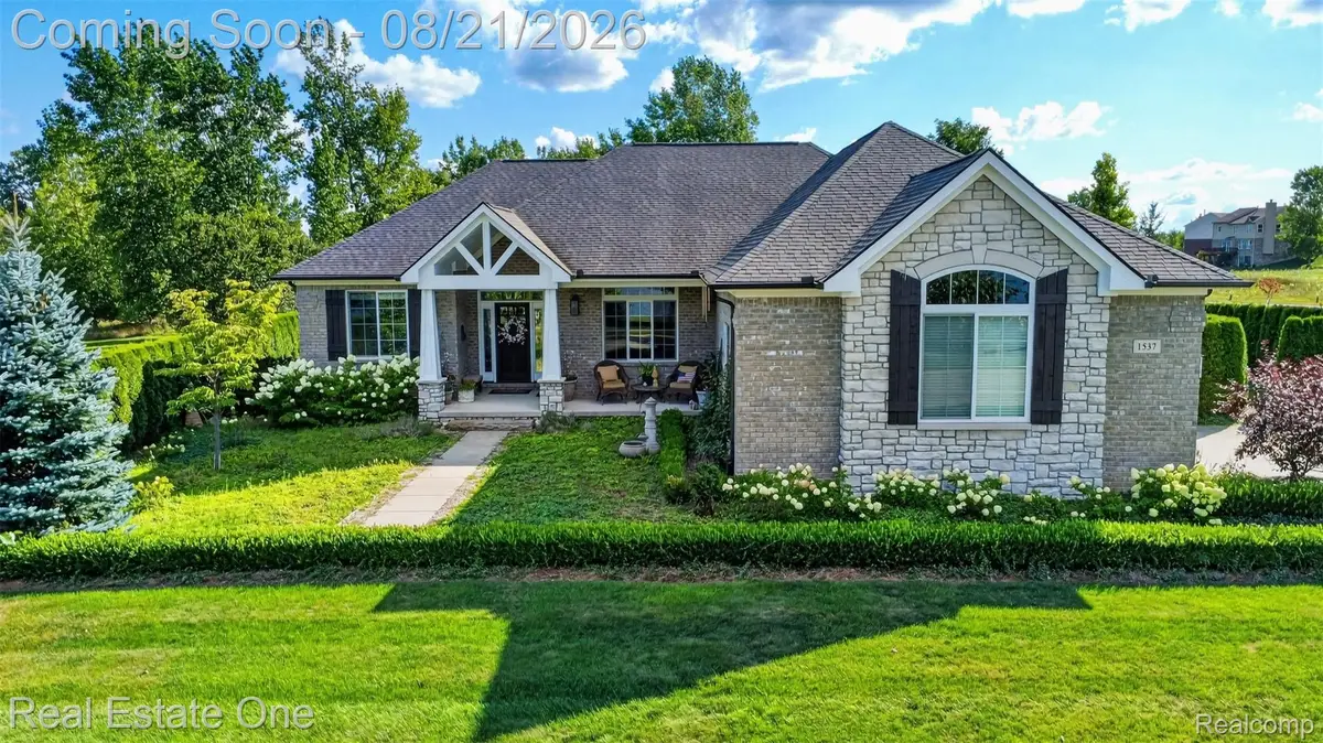 1537 Glass Lake Circle, Oxford, MI 48371 - #1