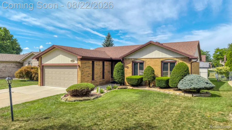 38715 Mount Kisco Drive, Sterling Heights, MI 48310 - #2