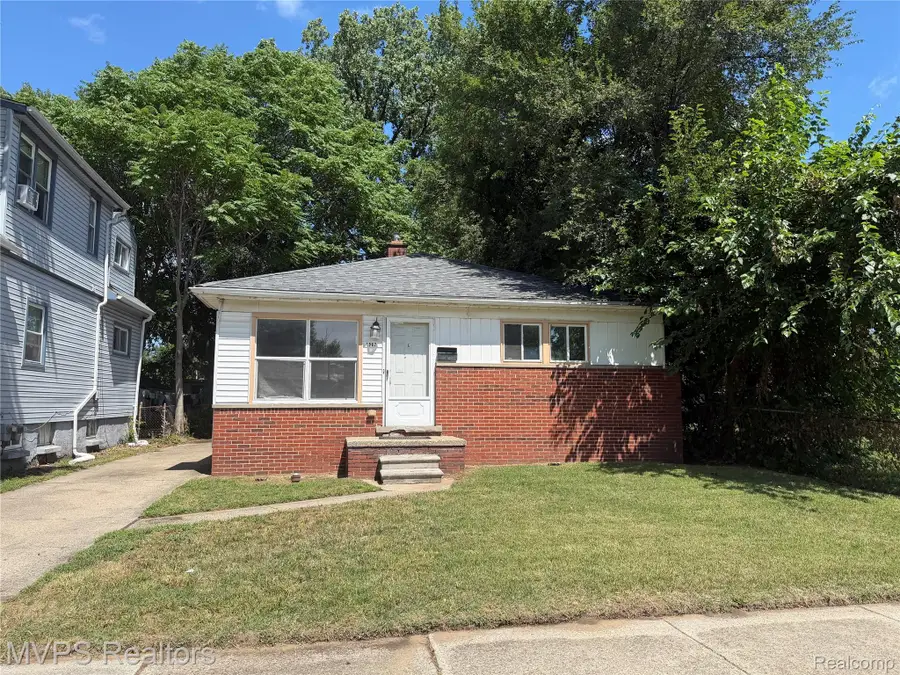 1967 Garrick Avenue, Warren, MI 48091 - #2
