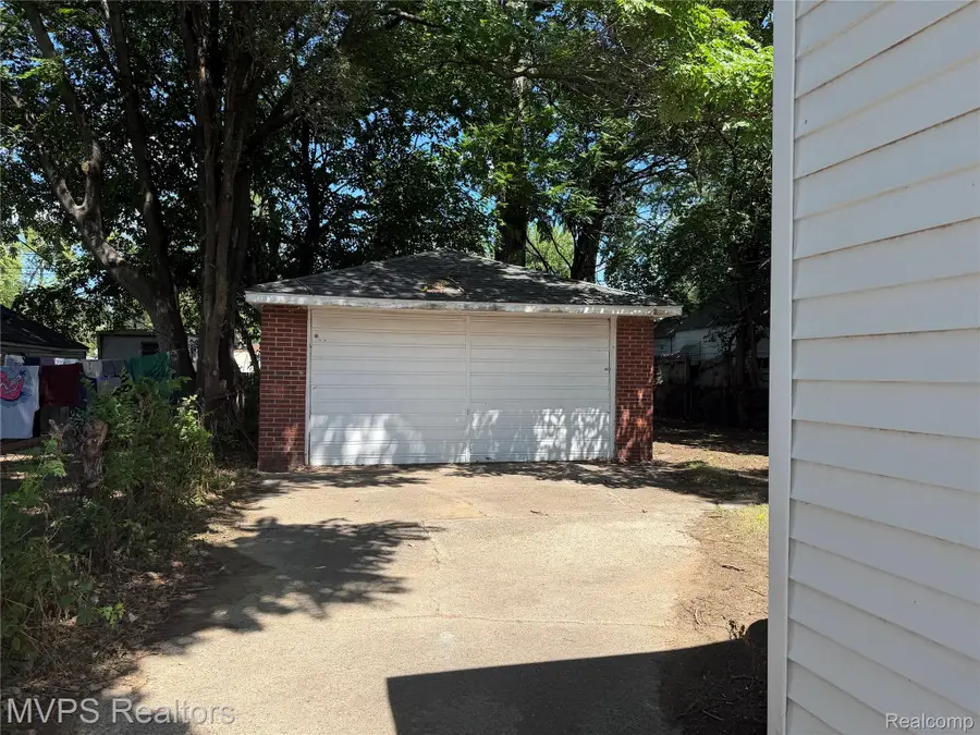 1967 Garrick Avenue, Warren, MI 48091 - #3