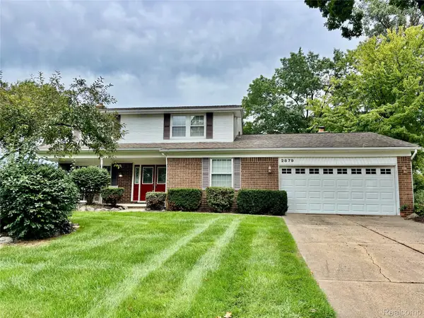2879 Walmsley Circle Drive, LakeOrion, MI 48360