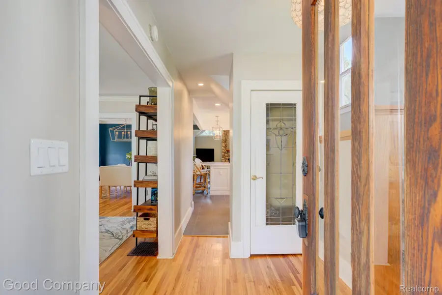 308 E Lawrence Avenue, Royal Oak, MI 48073 - #3