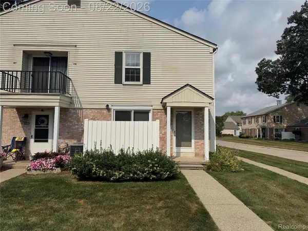 24404 Meadowbridge Drive, ClintonTwp, MI 48035