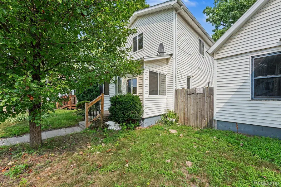 2511 Vanness Street, Port Huron, MI 48060 - #3